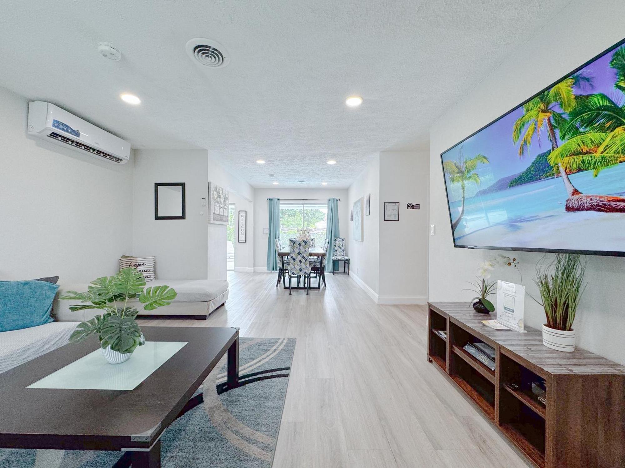 Tropical Villa Pool Courtyard & Garden View Fort Lauderdale Bagian luar foto