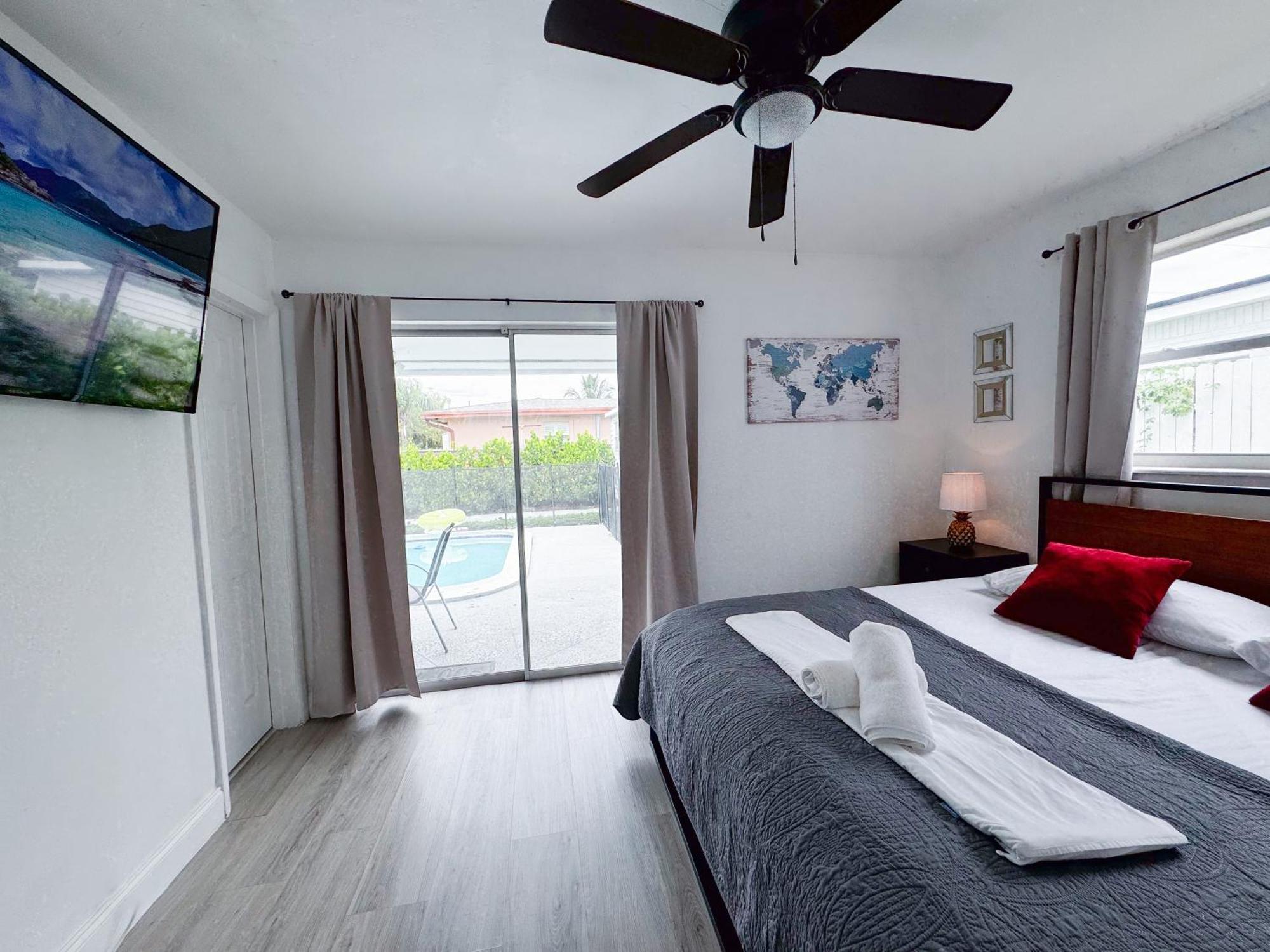 Tropical Villa Pool Courtyard & Garden View Fort Lauderdale Bagian luar foto