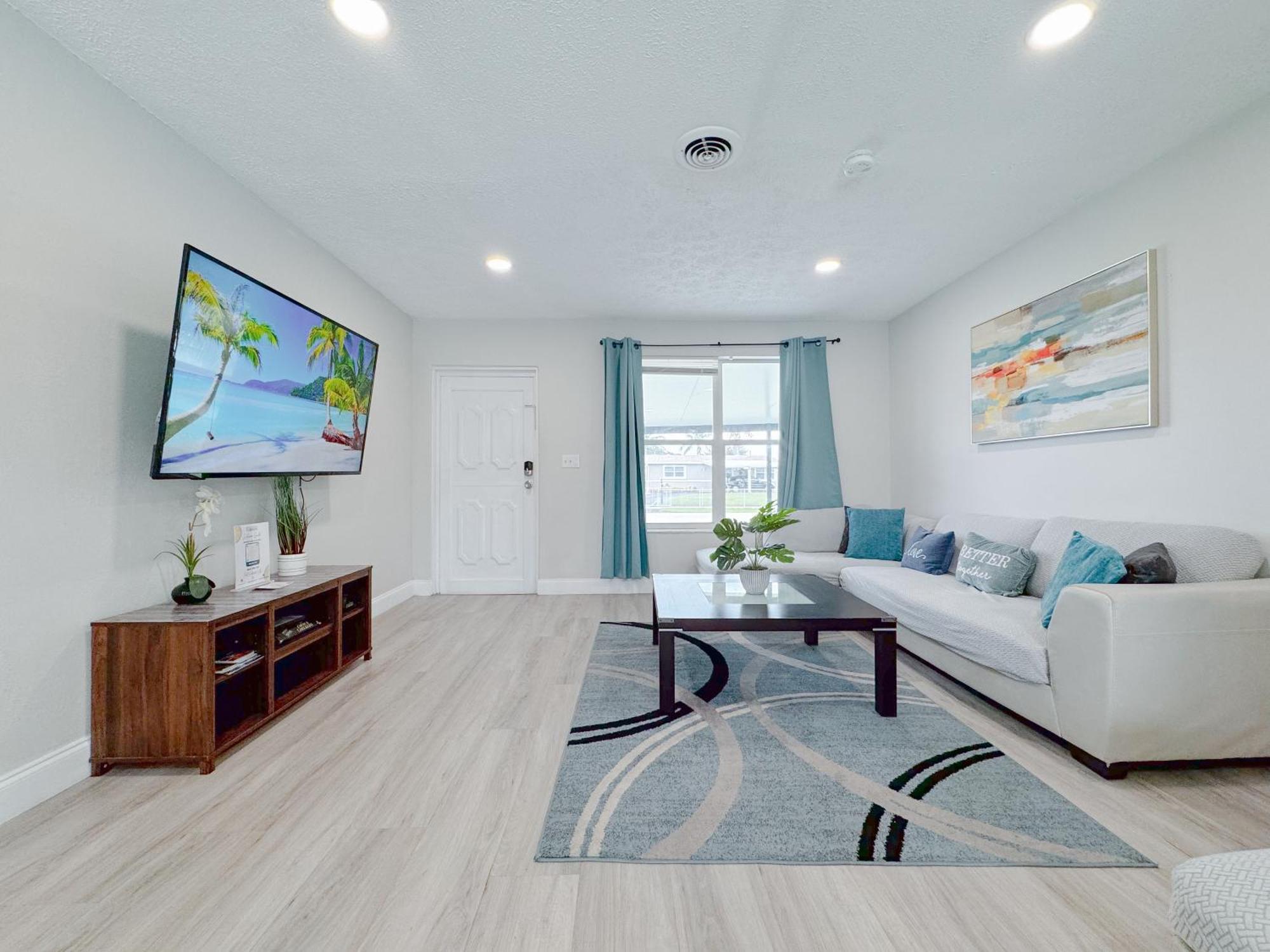 Tropical Villa Pool Courtyard & Garden View Fort Lauderdale Bagian luar foto